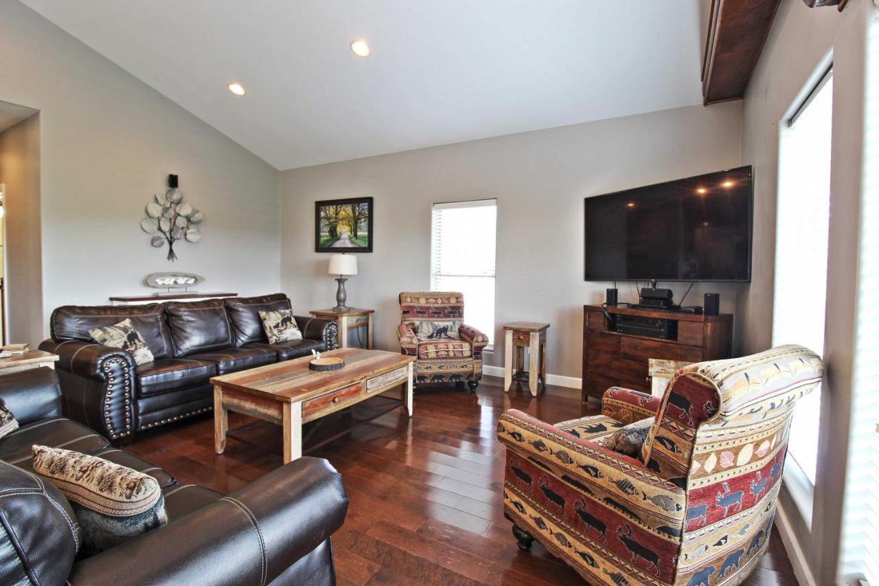Pet-Friendly Smoky Mountain Retreat With Game Room! เซอเวียร์วีล ภายนอก รูปภาพ